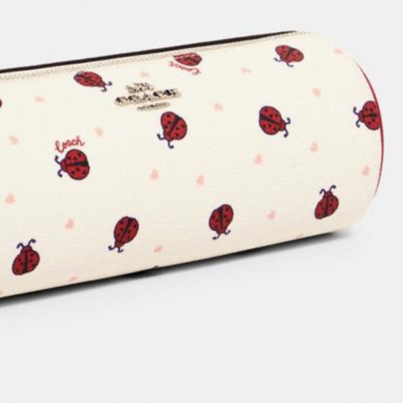 Makeup Brush Holder With Ladybug Print - Picture 16 of 16